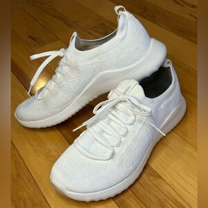 Aetrex Carly Classic White Knit Arch Support Sneakers Walking Shoes for Women